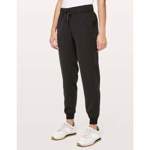 Lululemon On The Fly Jogger Luxtreme